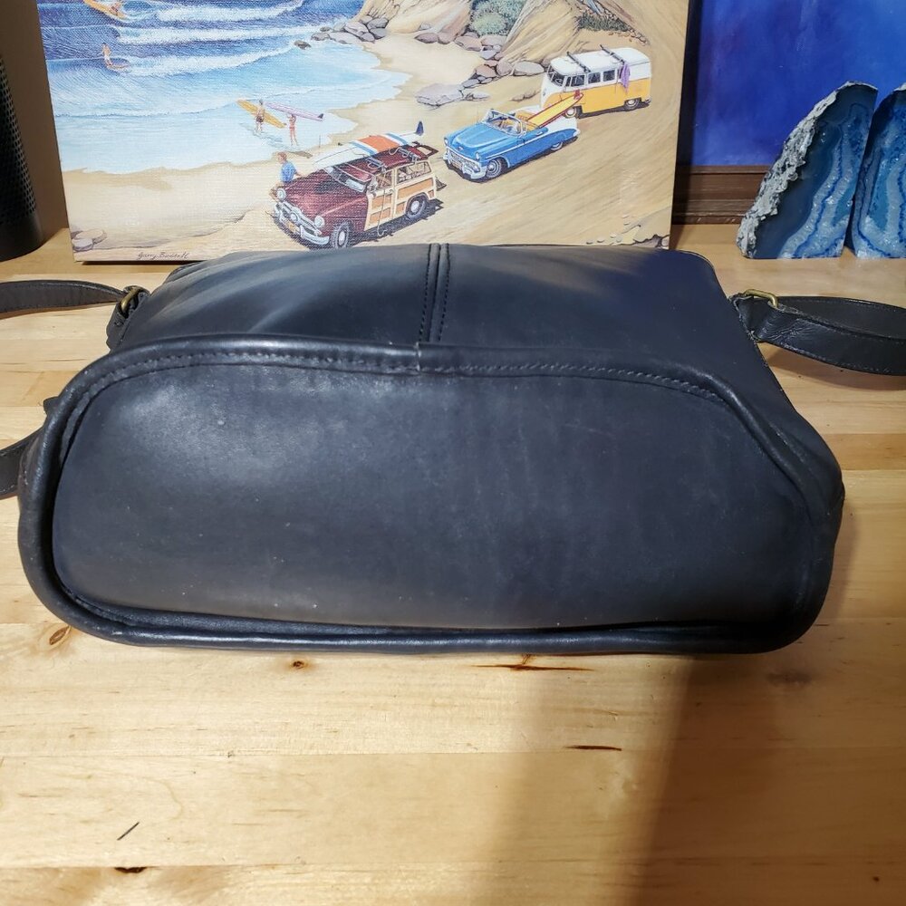 Vintage Coach Bleeker Bucket Bag 90s Dark Blue - Picture 7 of 13